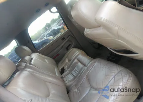 2004 Chevrolet Tahoe Ls z USA, uszkodzony, nr VIN 1GNEC13ZX4R203631